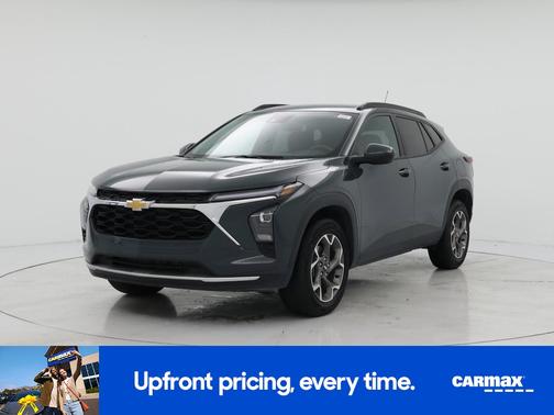 Gray 2025 Chevrolet Trax LT