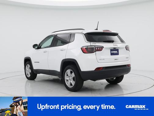 White 2022 Jeep Compass Latitude