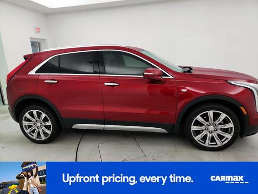 2022 Cadillac XT4 Premium Luxury