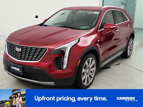 2022 Cadillac XT4 Premium Luxury