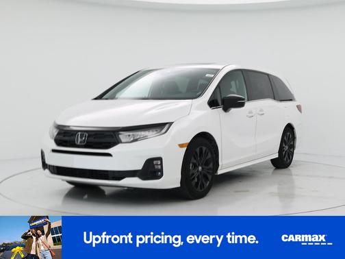 White 2025 Honda Odyssey Sport-L