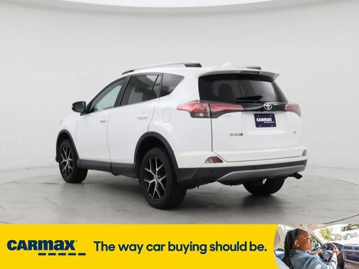 2017 Toyota RAV4 SE