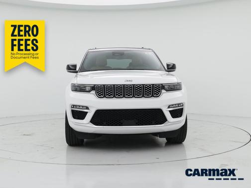 White 2022 Jeep Grand Cherokee Summit
