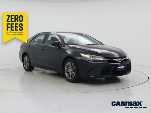 Blue 2015 Toyota Camry SE
