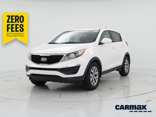 White 2015 Kia Sportage LX