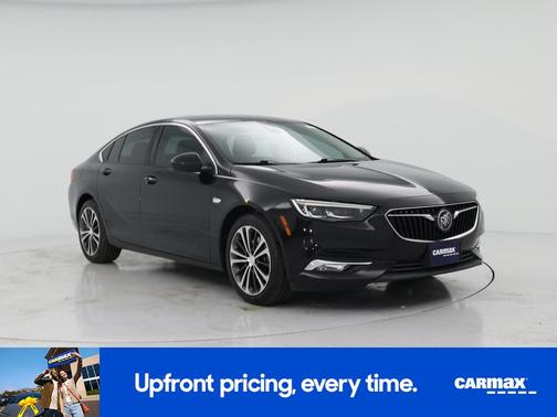 2019 Buick Regal Sportback Essence
