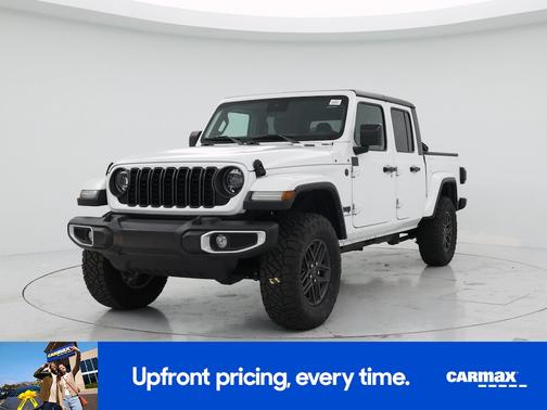 White 2024 Jeep Gladiator Sport