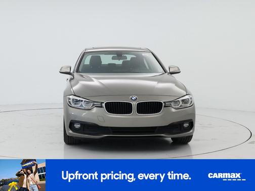 Gold 2018 BMW 320 XI