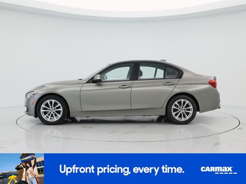 Gold 2018 BMW 320 XI