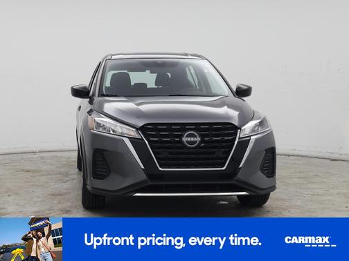 Gray 2023 Nissan Kicks S