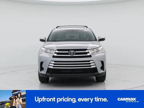 Silver 2018 Toyota Highlander LE