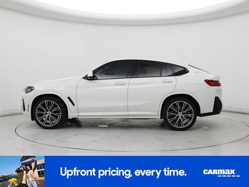 White 2023 BMW X4 XDrive30i