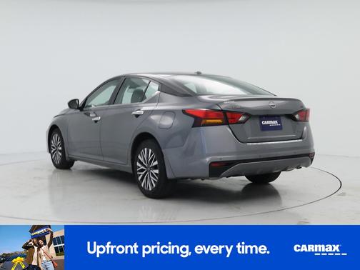 Gray 2023 Nissan Altima SV