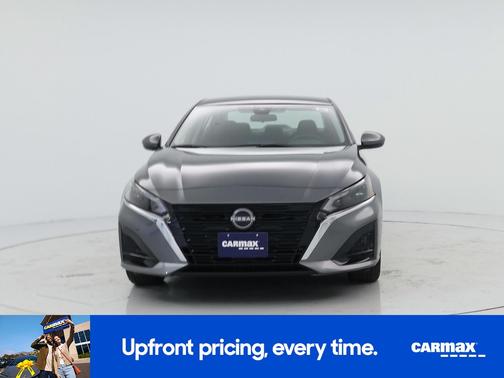 Gray 2023 Nissan Altima SV