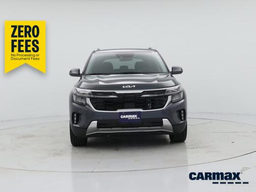 Gray 2024 Kia Seltos SX