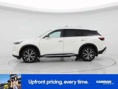 White 2022 INFINITI QX60 Sensory