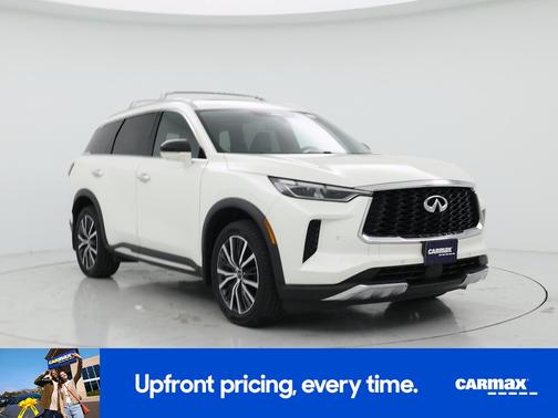 White 2022 INFINITI QX60 Sensory
