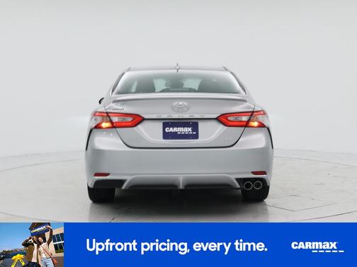 Silver 2019 Toyota Camry SE