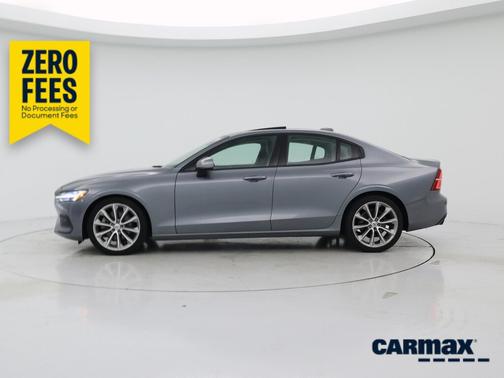 Gray 2019 Volvo S60 T5 Momentum