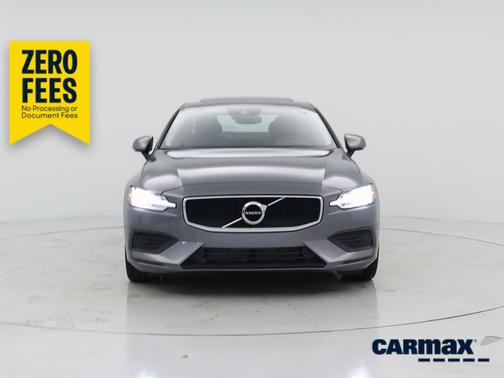 Gray 2019 Volvo S60 T5 Momentum