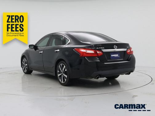 Black 2016 Nissan Altima S