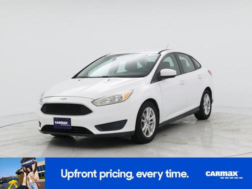 White 2018 Ford Focus SE