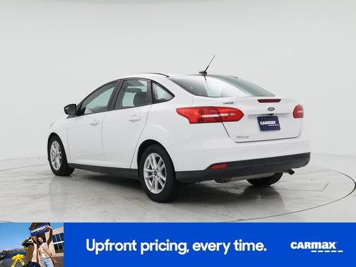 White 2018 Ford Focus SE