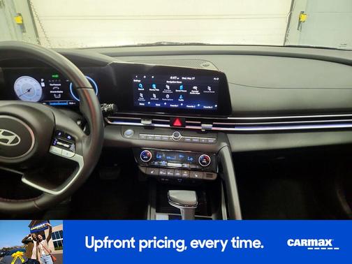 Red 2024 Hyundai ELANTRA SEL