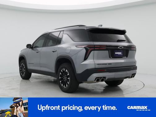 Gray 2025 Chevrolet Traverse Z71