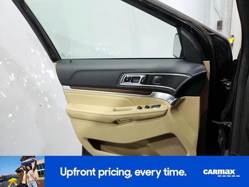 Black 2016 Ford Explorer Limited
