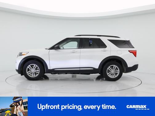 White 2024 Ford Explorer XLT