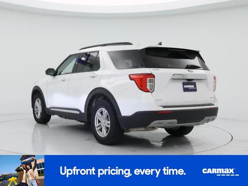 White 2024 Ford Explorer XLT