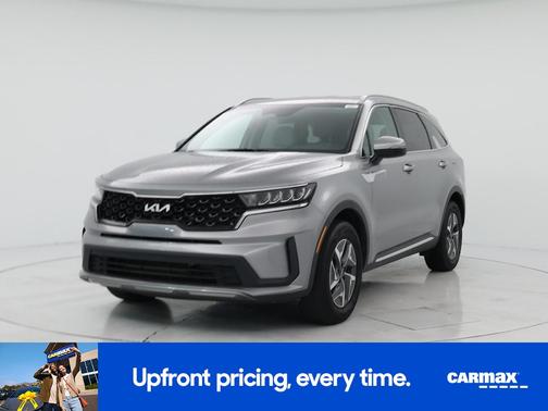 Gray 2022 Kia Sorento Hybrid S