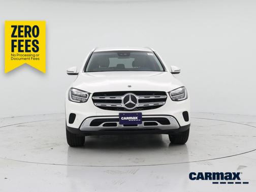 White 2022 Mercedes-Benz GLC 300