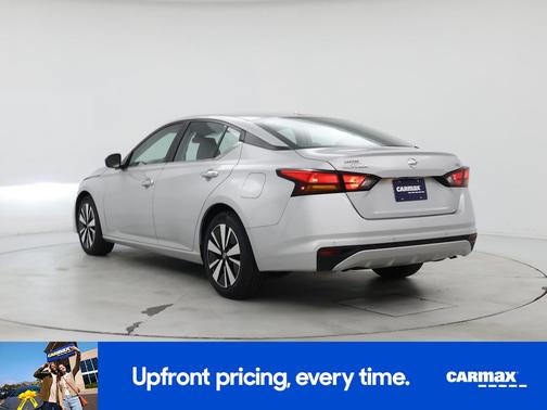 2022 Nissan Altima SV