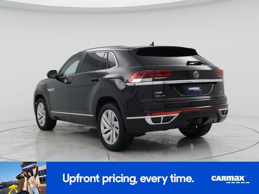 Black 2022 Volkswagen Atlas Cross Sport SEL R-Line