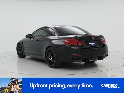 Black 2019 BMW M4