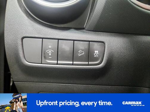 2023 Hyundai KONA SE