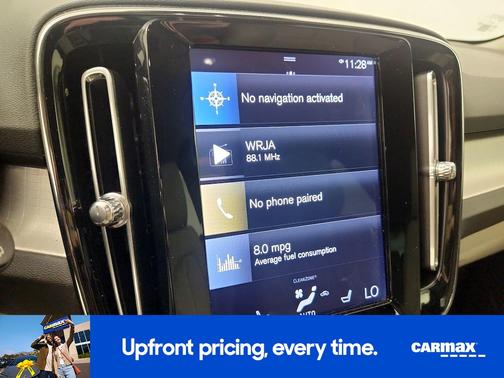 2019 Volvo XC40 T4 Momentum