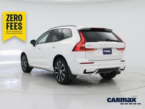 White 2023 Volvo XC60 B5 Plus Dark Theme