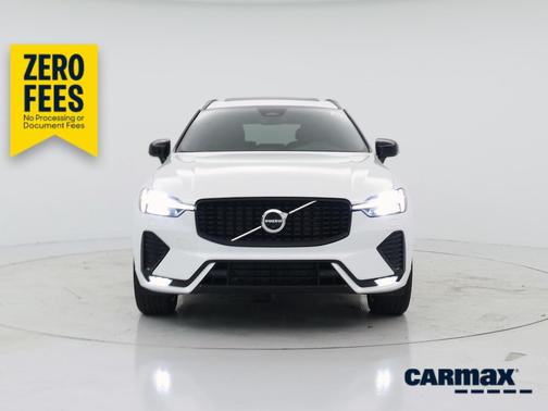 White 2023 Volvo XC60 B5 Plus Dark Theme