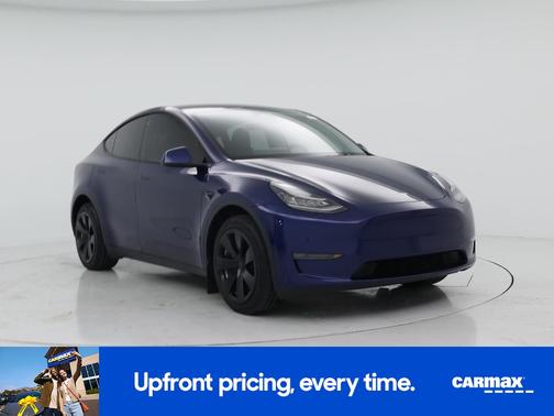 Blue 2023 Tesla Model Y Long Range