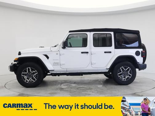 2024 Jeep Wrangler Sahara