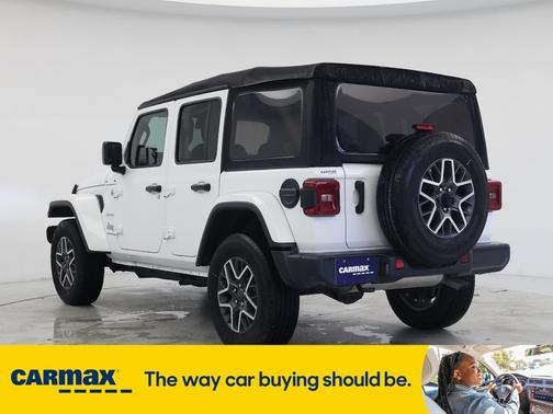 2024 Jeep Wrangler Sahara