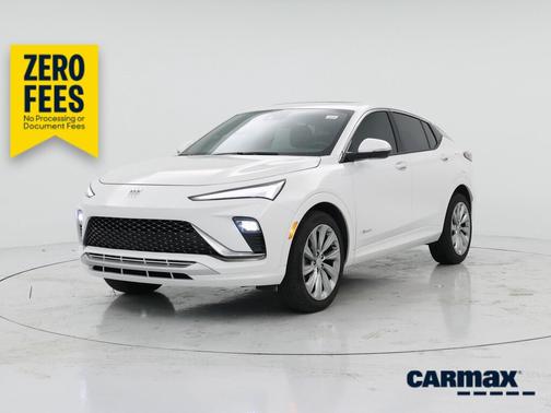 White 2025 Buick Envista Avenir