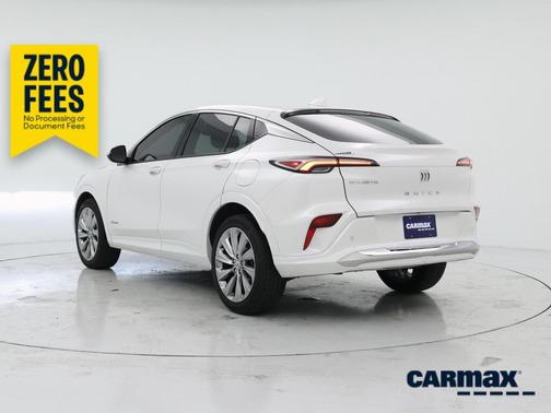 White 2025 Buick Envista Avenir