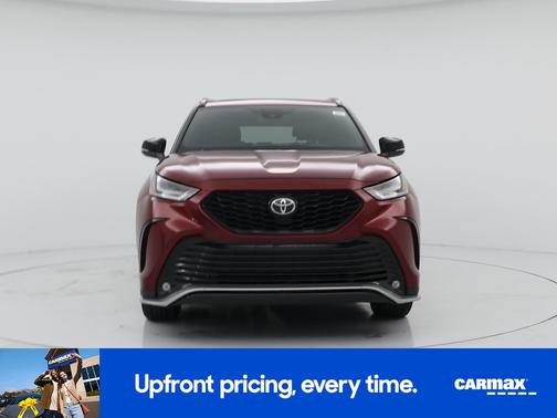 Burgundy 2021 Toyota Highlander XSE