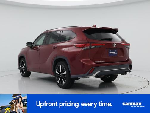 Burgundy 2021 Toyota Highlander XSE