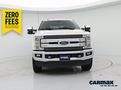 White 2018 Ford F-250 Lariat