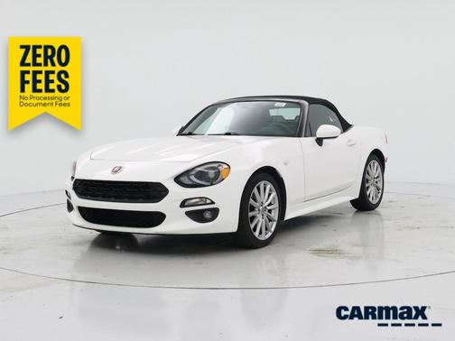 White 2017 FIAT 124 Spider Lusso